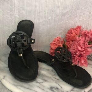 TORY BURCH Size 8 MILLER black matte leather thong slip ons sandals flats